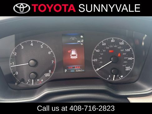 Used 2024 Toyota Corolla Cross L AWD/4WD image 3