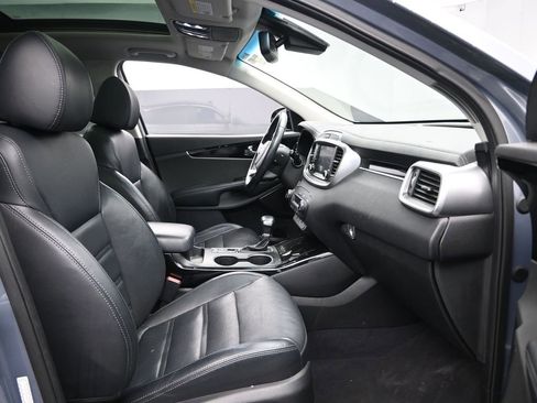 Used 2020 Kia Sorento SX w/ SX LED Lighting Package image 31
