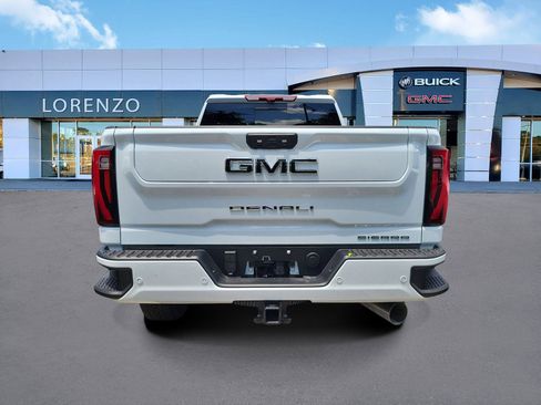 New 2026 GMC Sierra 2500 Denali w/ Denali Reserve Package AWD/4WD image 5