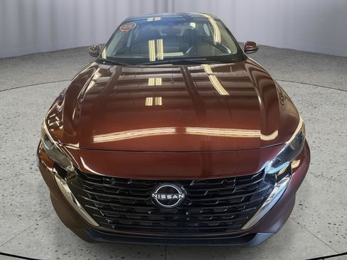 Used 2024 Nissan Sentra SV FWD image 8