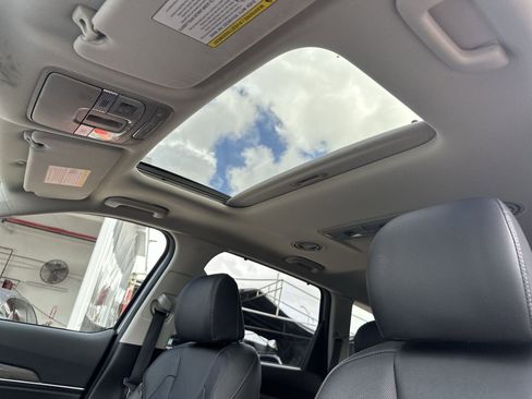 Used 2021 Kia Telluride EX w/ EX Premium Package image 16