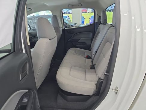 Used 2022 Chevrolet Colorado W/T image 9