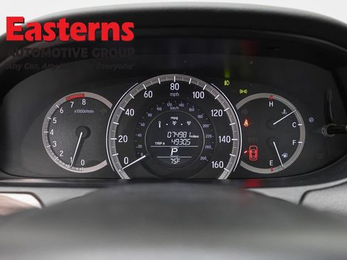 Used 2017 Honda Accord EX-L image 18