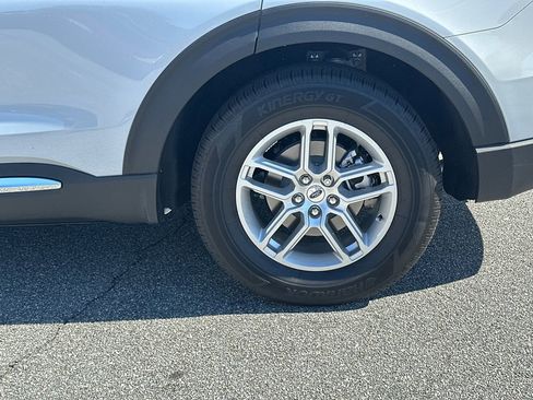 New 2025 Ford Explorer Active image 43