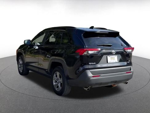 Used 2025 Toyota RAV4 LE image 10