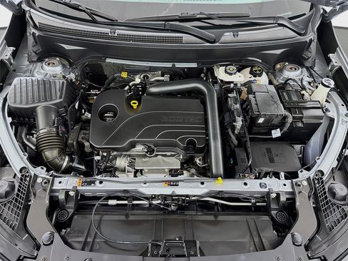 Certified 2024 GMC Terrain SLE w/ Driver Convenience Package FWD image 28