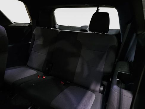 Used 2022 Chevrolet Traverse LT w/ LPO, Floor Liner Package image 20