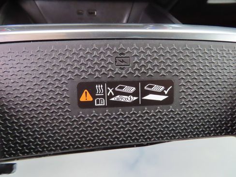 New 2026 Chevrolet Equinox ACTIV image 13