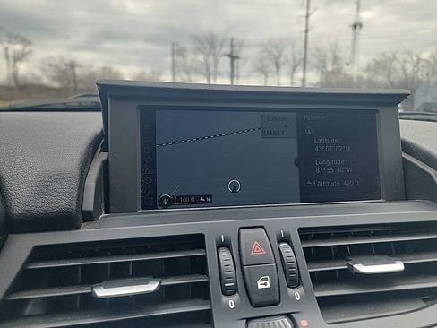 Used 2012 BMW Z4 sDrive35i image 12