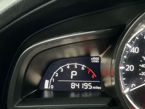 Used 2017 MAZDA MAZDA3 Touring image 20