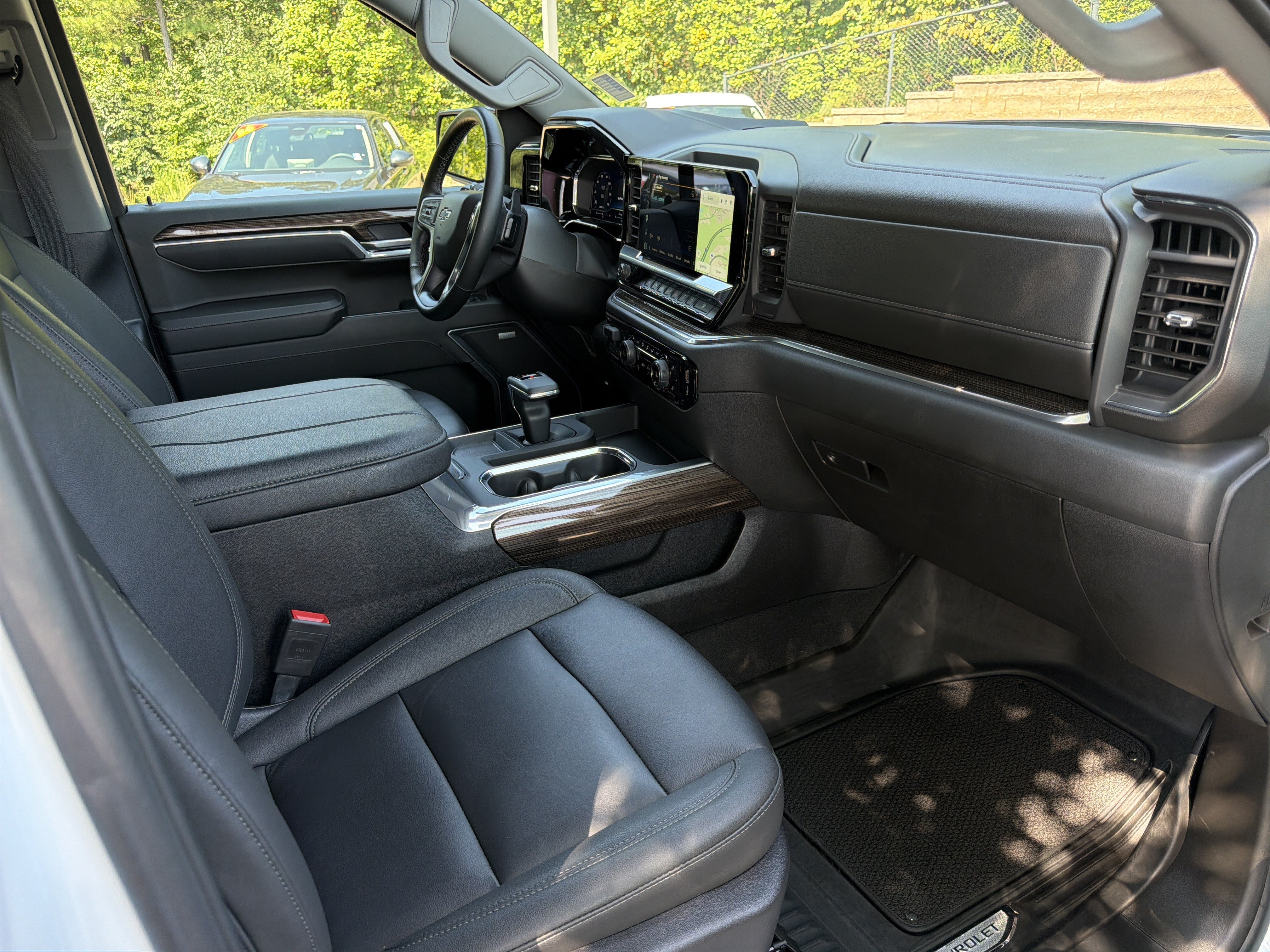 Used 2025 Chevrolet Silverado 1500 RST w/ RST All Star Premium Package AWD/4WD image 13