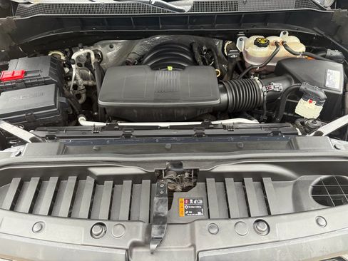 Used 2020 Chevrolet Silverado 1500 Custom w/ Custom Value Package image 27