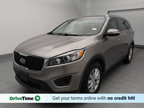 Used 2016 Kia Sorento LX w/ LX Convenience Package image 1