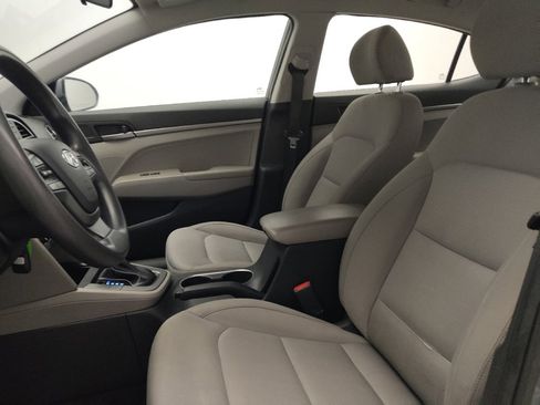 Used 2018 Hyundai Elantra SE FWD image 17