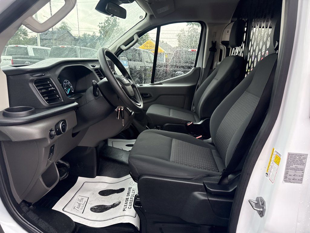 Used 2025 Ford Transit 250 Low Roof w/ Exterior Upgrade Package RWD image 26