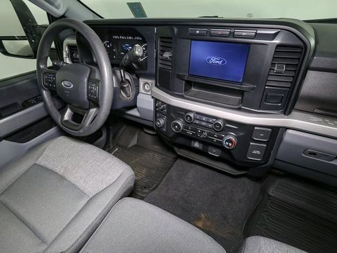 Used 2024 Ford F350 XLT image 17
