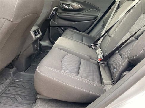 Used 2022 GMC Terrain SLE w/ Driver Convenience Package image 17