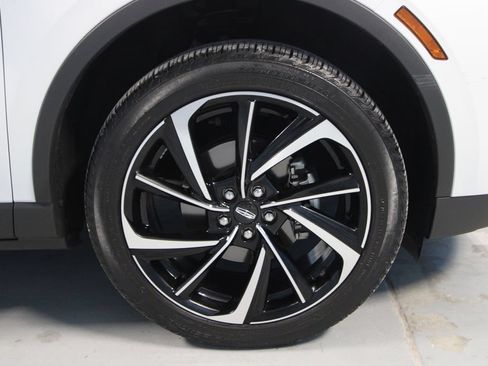 Used 2024 Lincoln Corsair Reserve w/ Equipment Group 201A AWD/4WD image 34