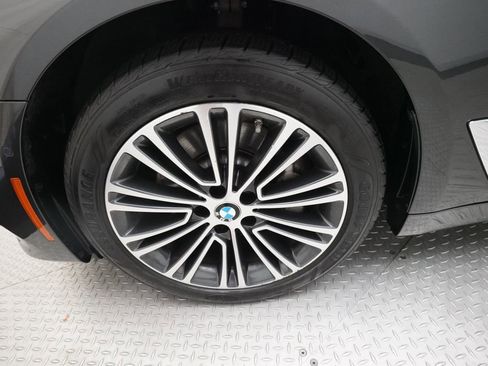 Used 2017 BMW 530i xDrive AWD/4WD image 28