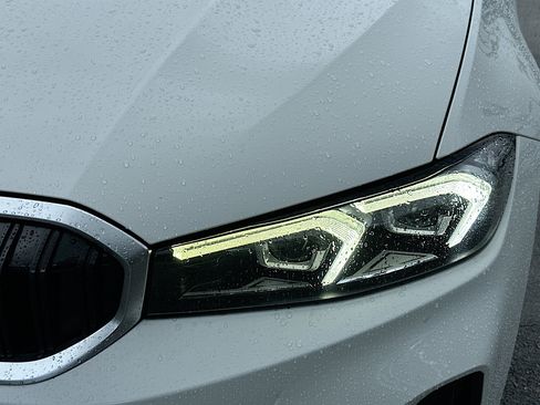 Certified 2023 BMW 330i Sedan RWD image 30