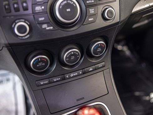 Used 2013 MAZDA MAZDA3 Touring image 28