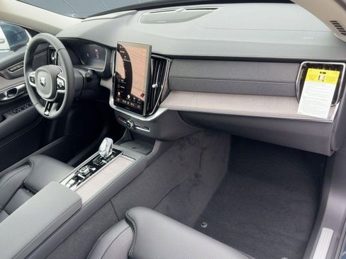 New 2026 Volvo XC90 T8 Ultra w/ Protection Package AWD/4WD image 23