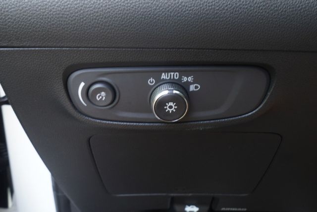 Used 2024 Buick Encore GX Sport Touring w/ Experience Buick Package FWD image 12
