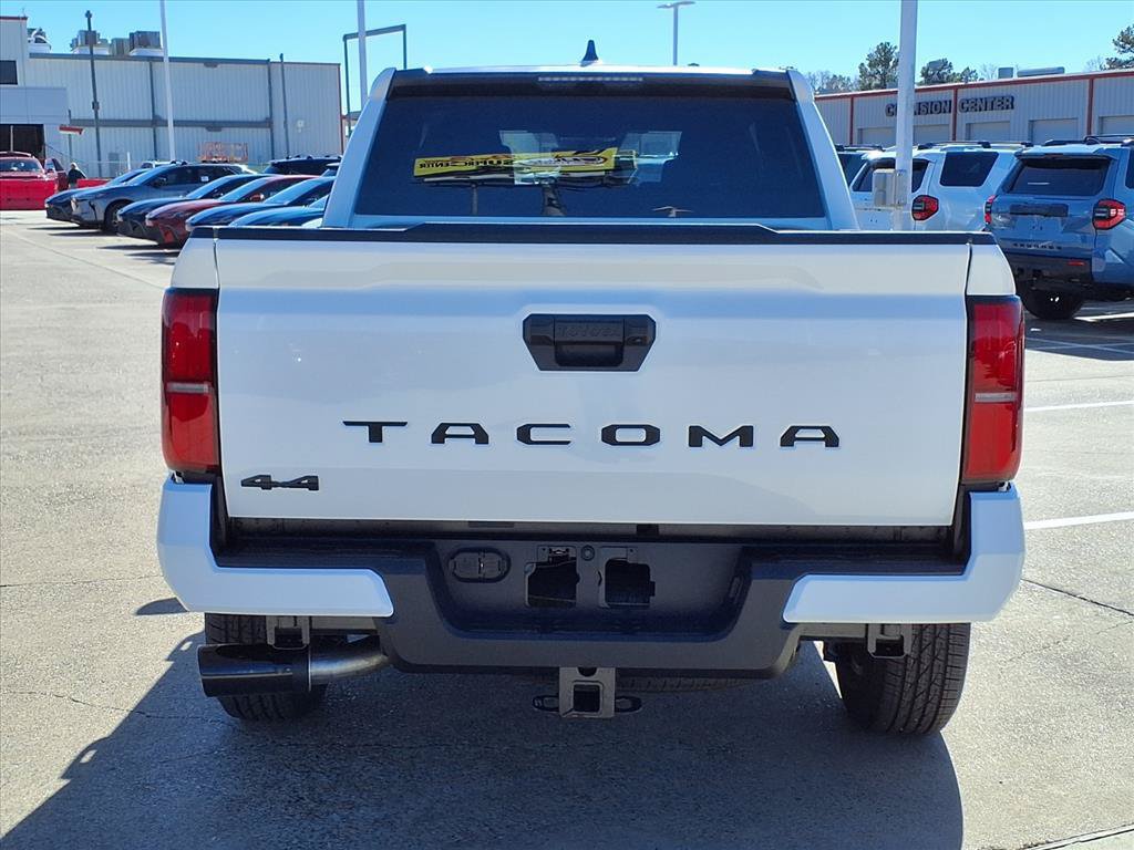 Certified 2026 Toyota Tacoma SR5 AWD/4WD image 5