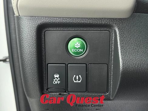 Used 2017 Honda HR-V EX image 27