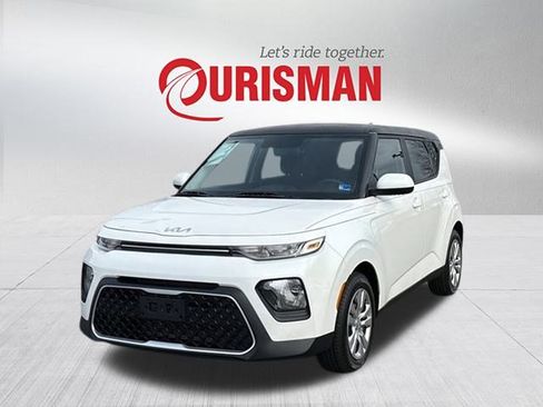 Used 2022 Kia Soul LX image 5