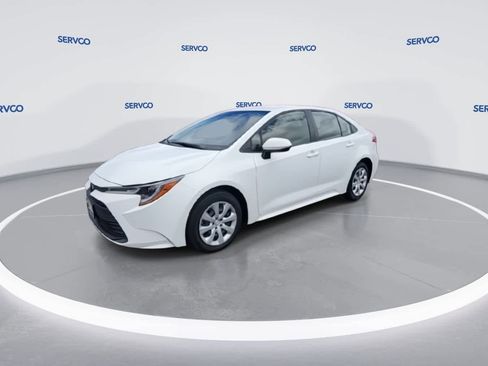 Used 2023 Toyota Corolla LE image 4