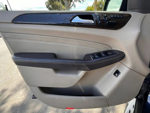 Used 2014 Mercedes-Benz ML 350 2WD image 9