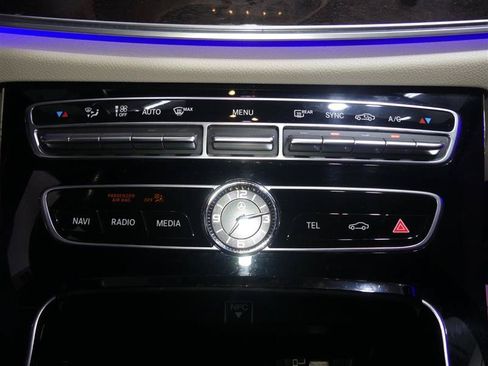 Used 2017 Mercedes-Benz E 43 AMG 4MATIC Sedan image 40