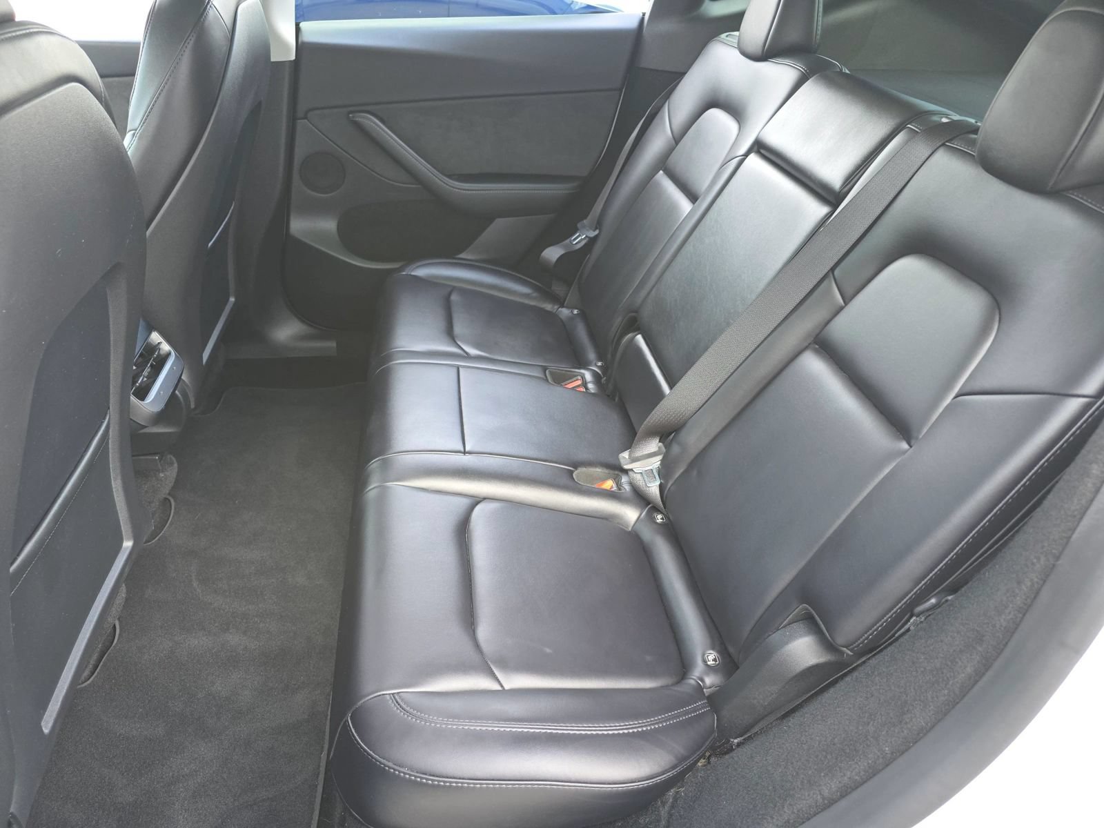 Used 2023 Tesla Model Y Long Range AWD/4WD image 35