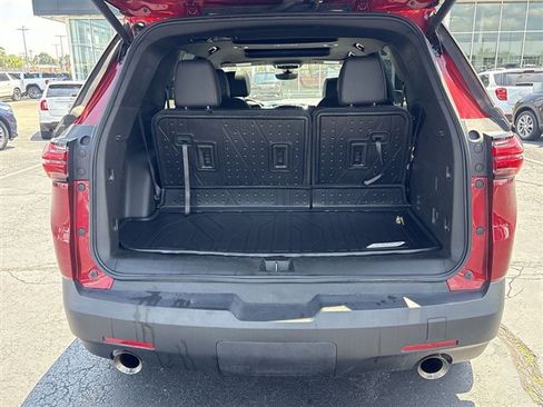 Certified 2024 Chevrolet Traverse RS w/ LPO, Floor Liner Package AWD/4WD image 26