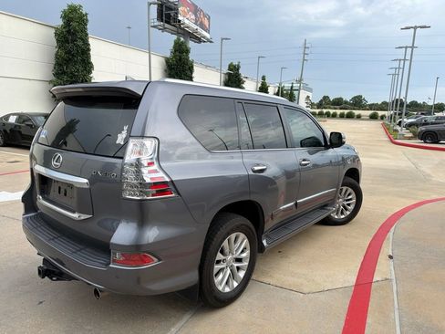 Used 2016 Lexus GX 460 w/ Premium Package AWD/4WD image 3