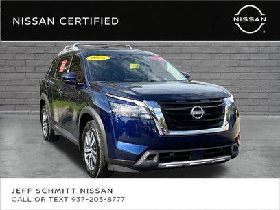 Certified 2025 Nissan Pathfinder SL