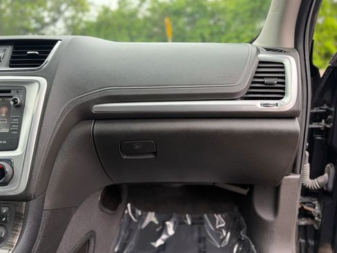 Used 2014 GMC Acadia SLT FWD image 22