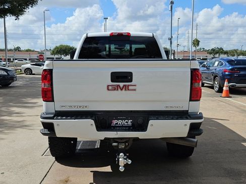 Used 2016 GMC Sierra 2500 Denali w/ Duramax Plus Package AWD/4WD image 6