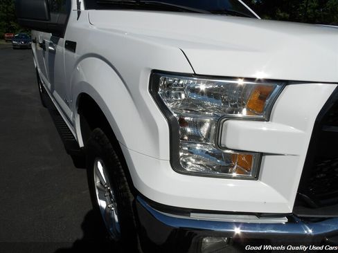 Used 2015 Ford F150 XLT AWD/4WD image 10