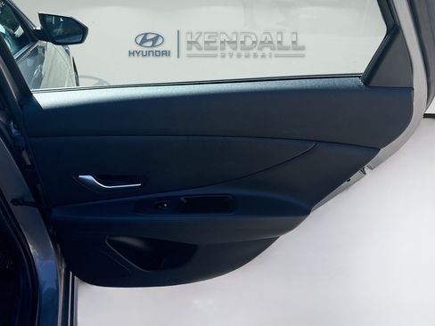 Used 2023 Hyundai Elantra SEL FWD image 27