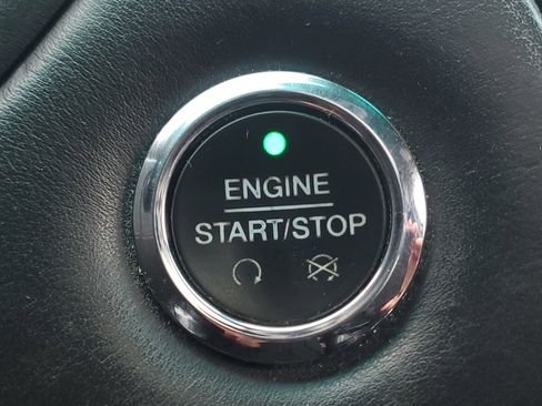 Used 2016 Ford Explorer Platinum image 24