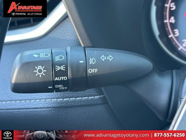 Used 2023 Toyota RAV4 XLE Premium AWD/4WD image 28
