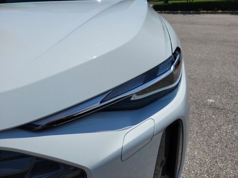 Used 2025 Audi Q5 Premium w/ Convenience Package AWD/4WD image 9