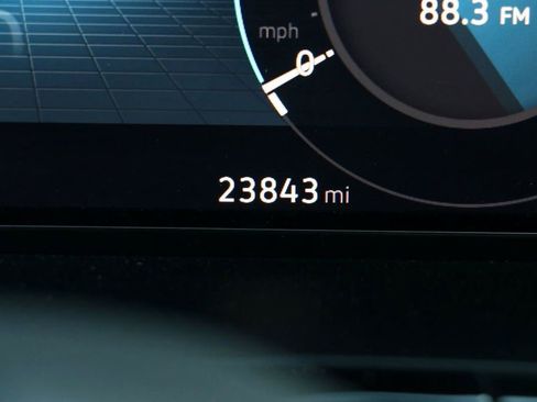 Used 2025 Volkswagen Atlas SE image 9