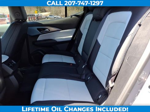 Used 2025 Chevrolet Equinox EV LT FWD image 14