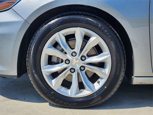Used 2024 Chevrolet Malibu LT image 11