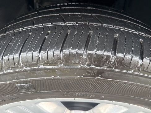 Used 2024 Ford Expedition Platinum AWD/4WD image 14