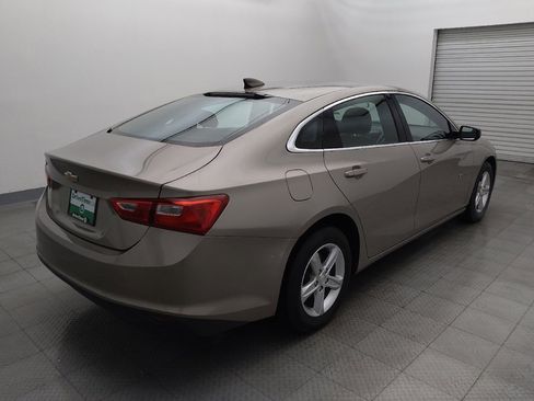 Used 2022 Chevrolet Malibu LS FWD image 9