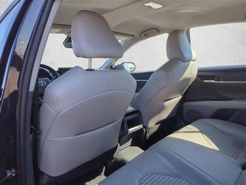 Used 2023 Toyota Camry SE FWD image 15